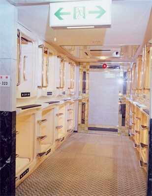 Capsule Room