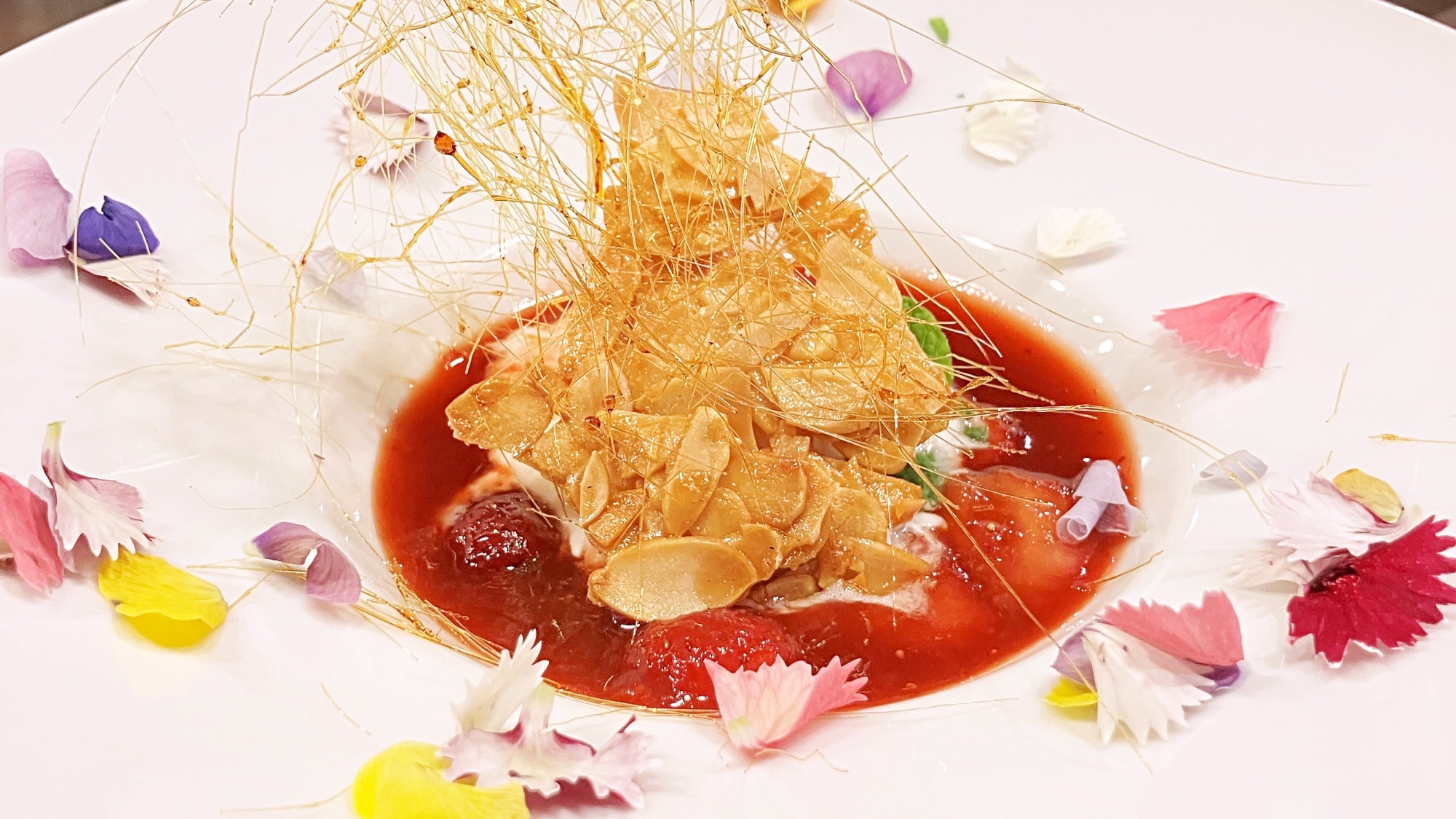 *[Creative French Counter Cuisine] Examples of dishes