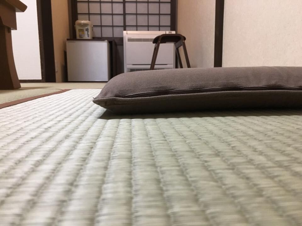 Guest rooms with bath and toilet