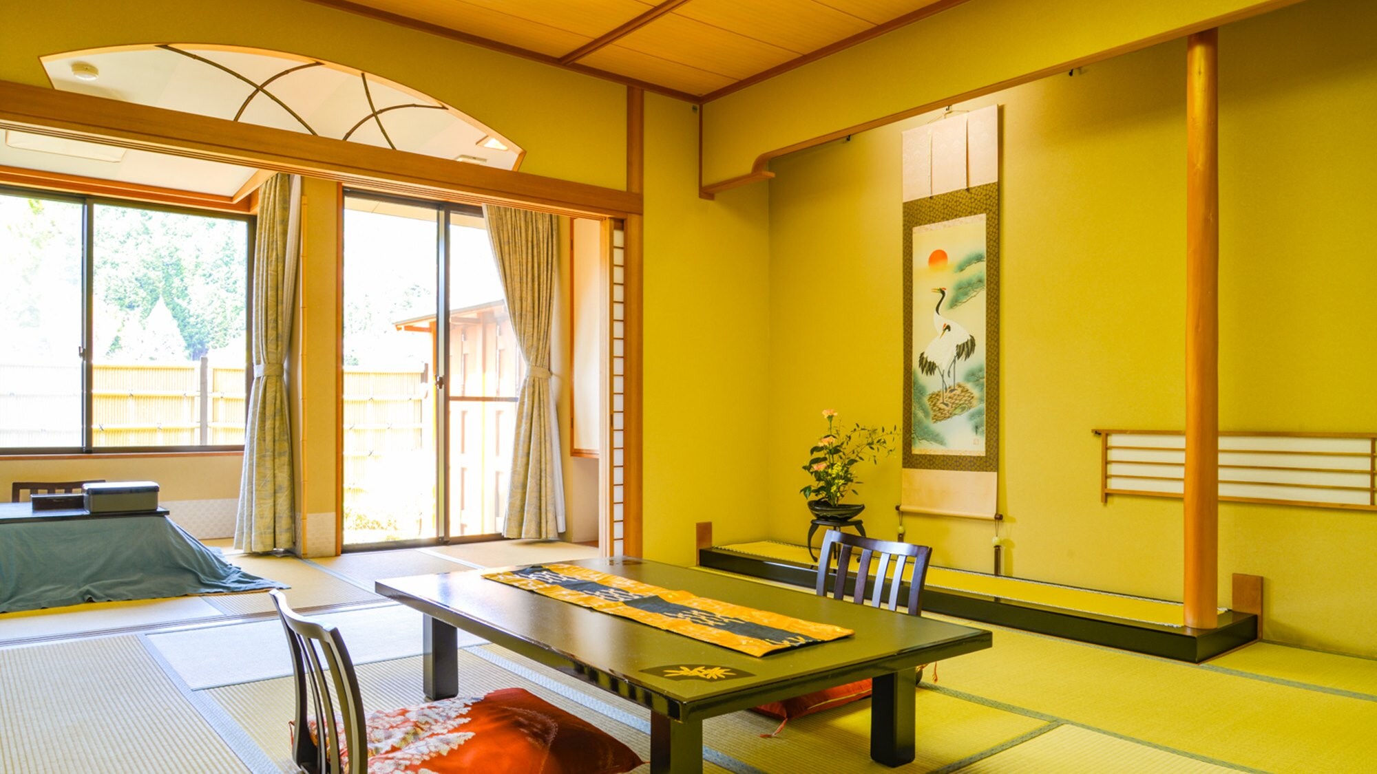 *[1st floor Hanamaki no Yakata / with sunken kotatsu] We welcome our guests with seasonal furnishings.