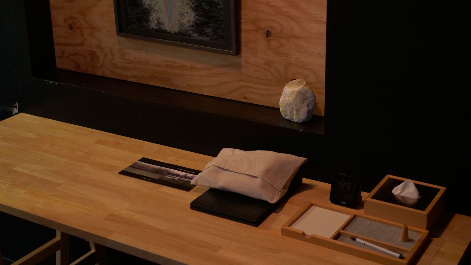 ห้องแนวคิดโดย "KYOTO ART HOSTEL kumagusuku" ในเกียวโต