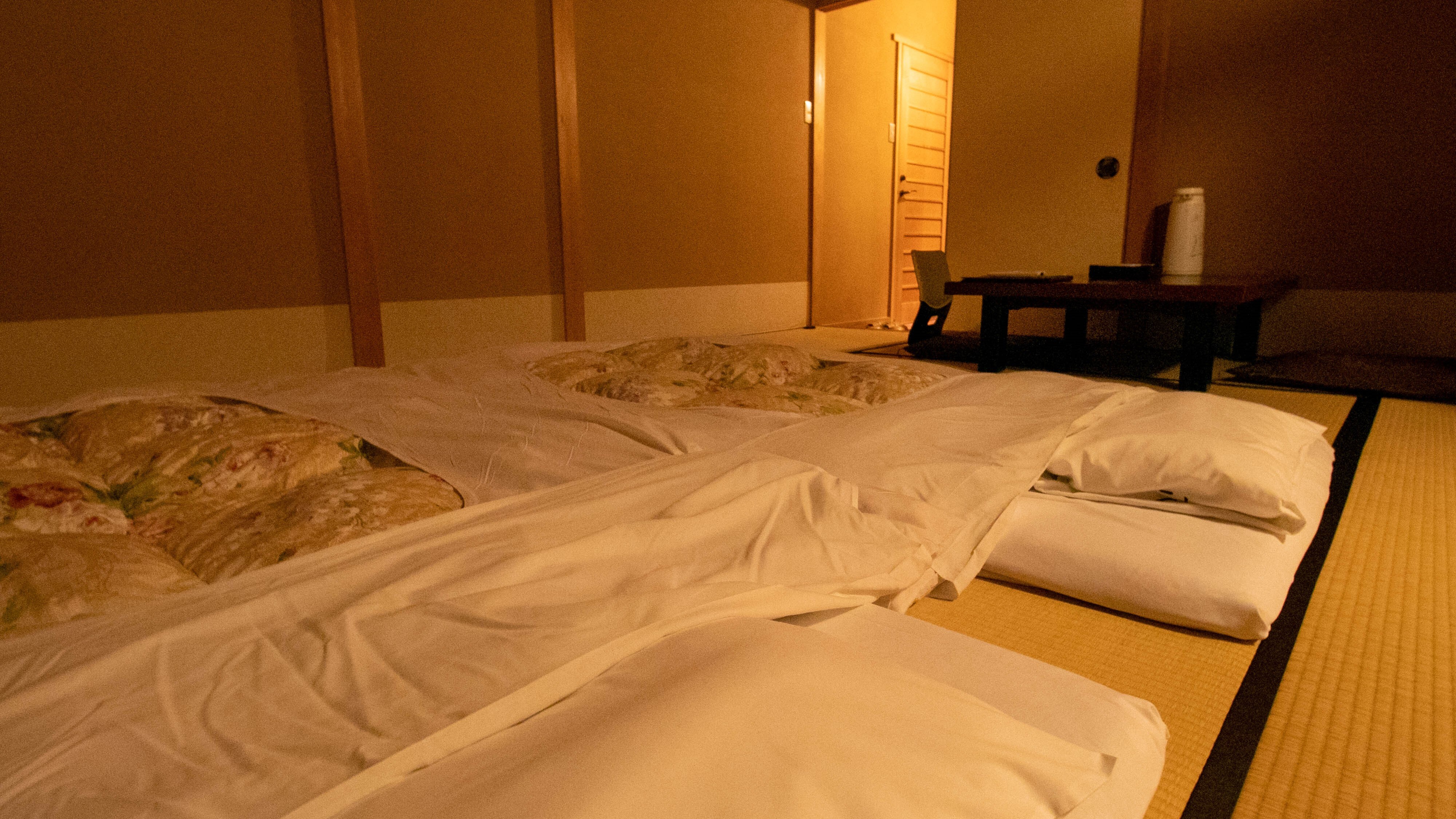 ・ Please take a rest.