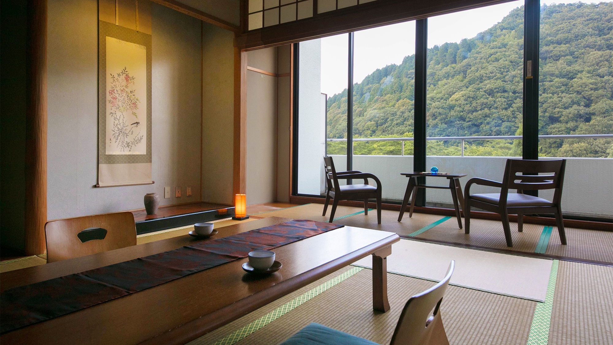 [Japanese-style room 10 tatami mats] (with toilet)