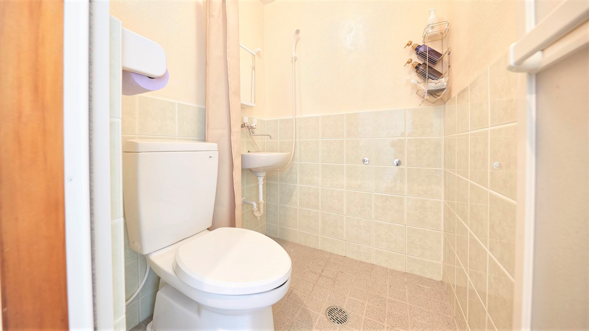 Single bathroom
