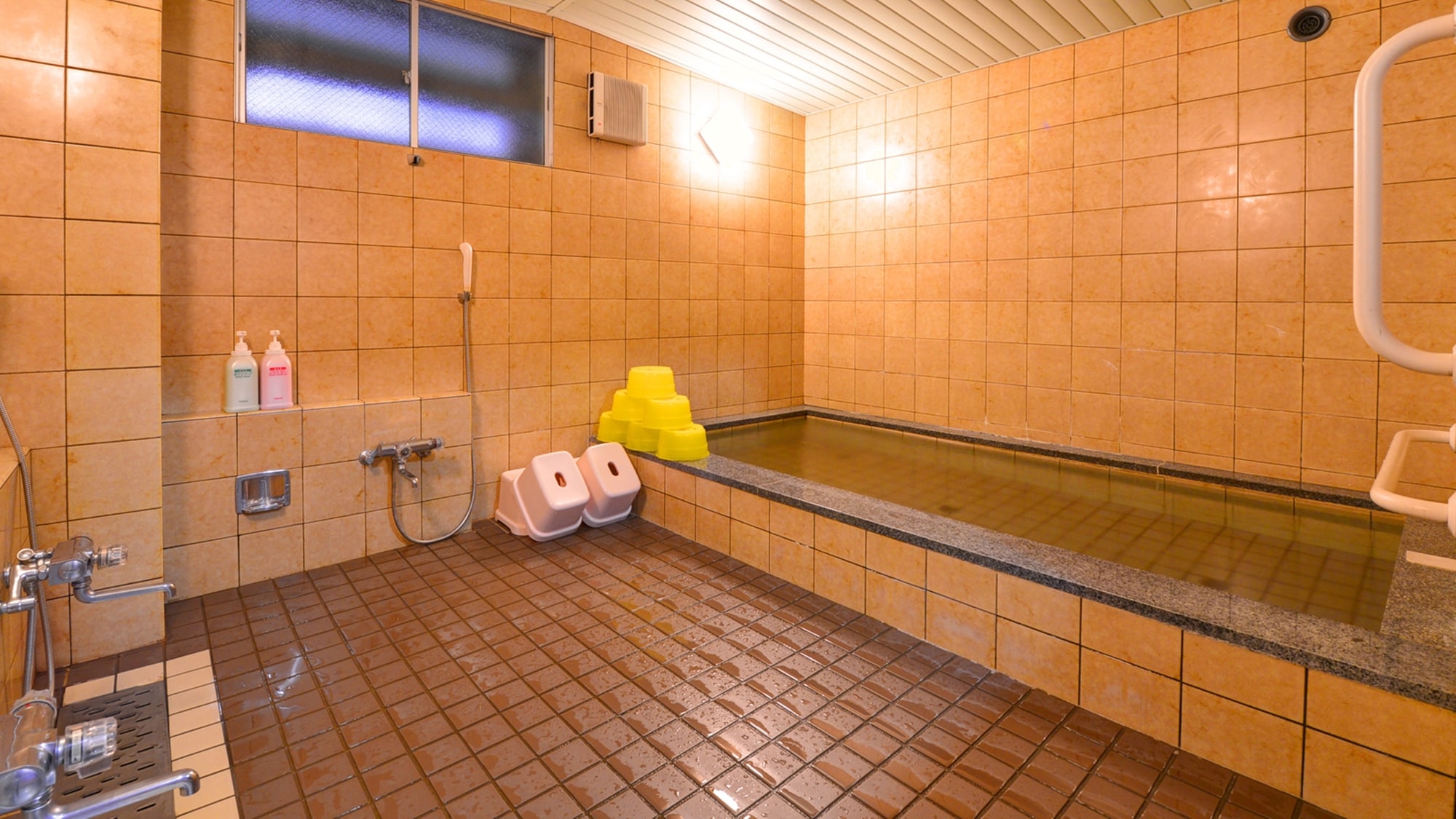 *Large public bath
