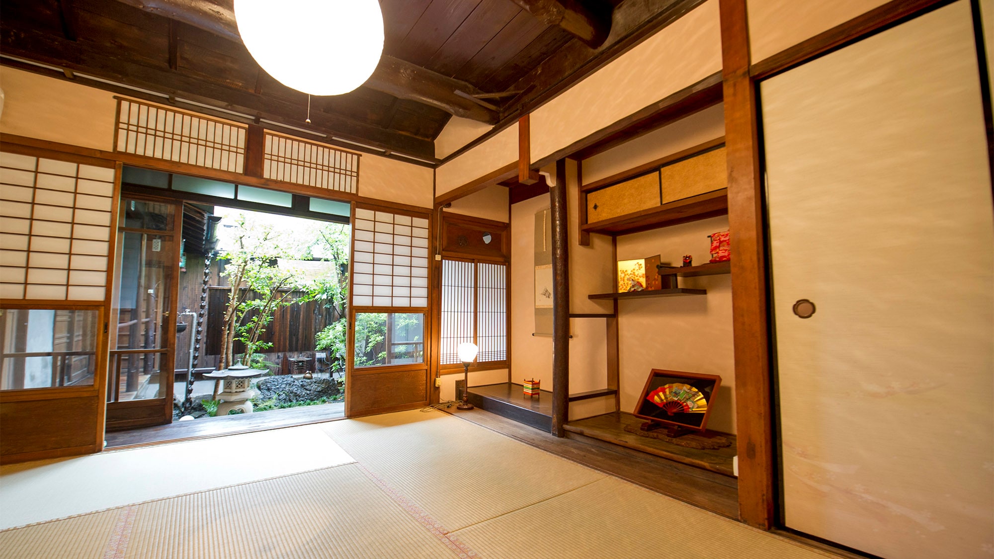 Ini adalah ruangan di mana Anda bisa merasakan kebaikan Kyomachiya.