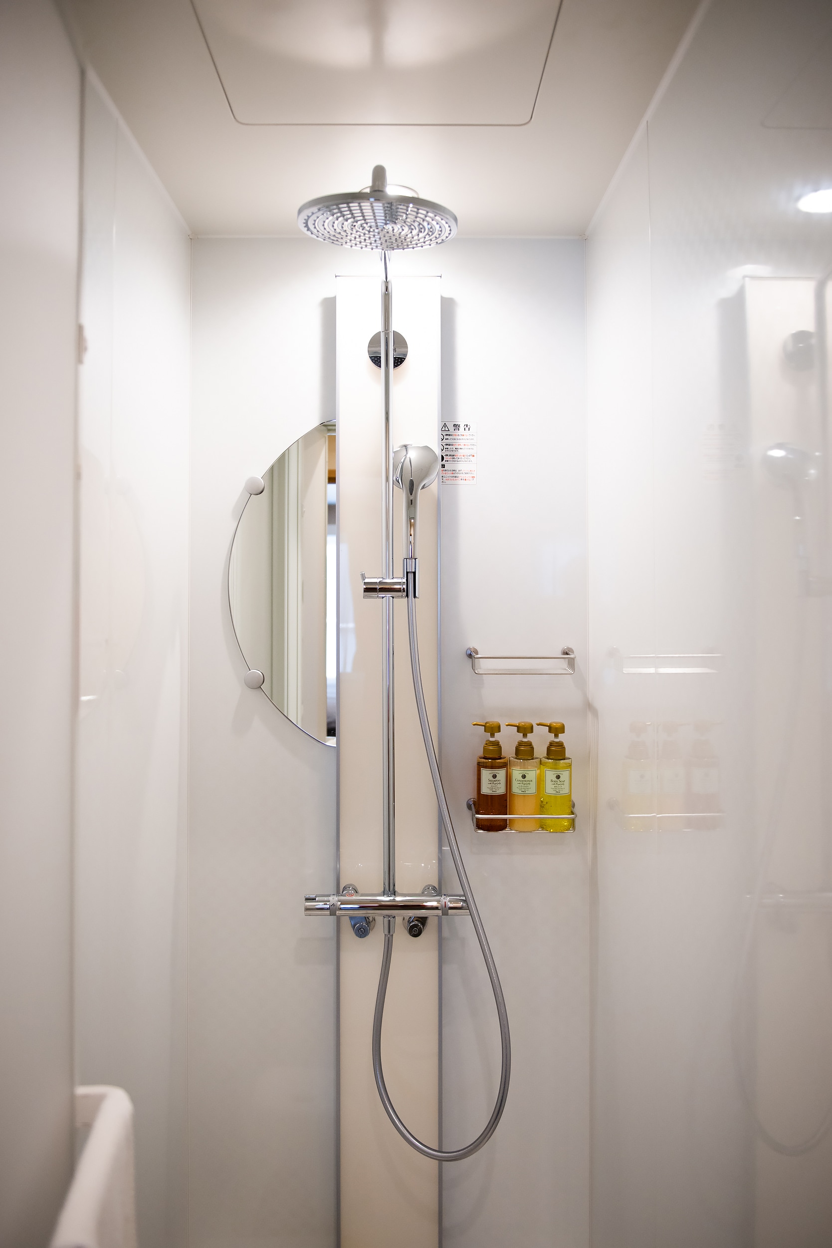 Shower booth