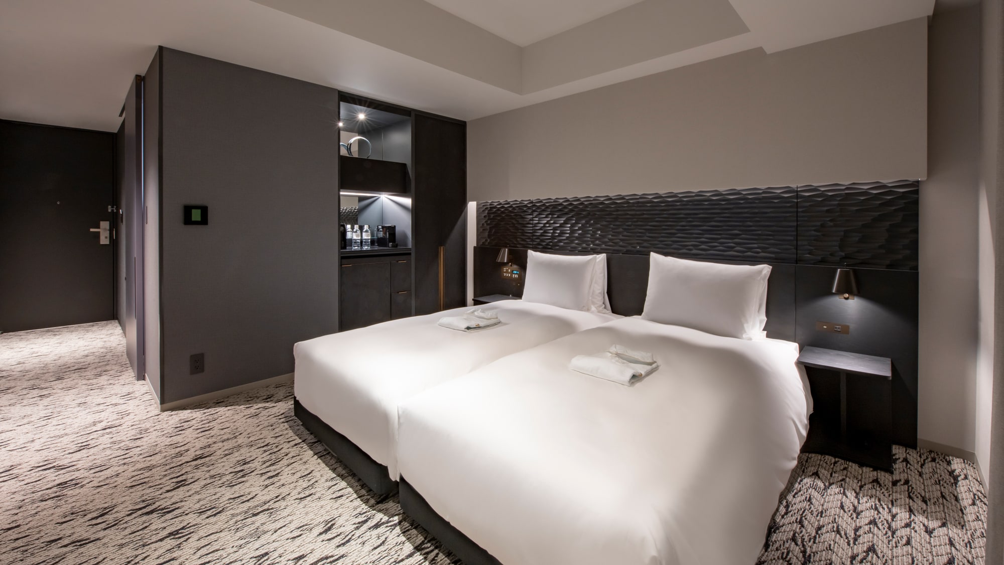 Essential Hollywood Twin (25-29 sqm)