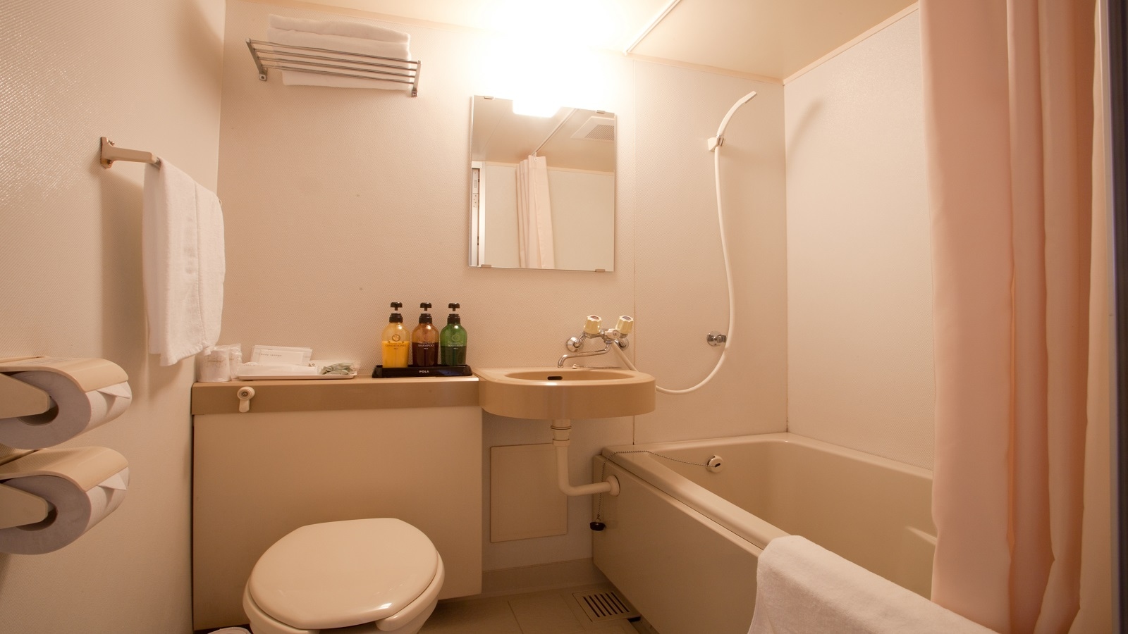 All rooms with unit bath and toilet
