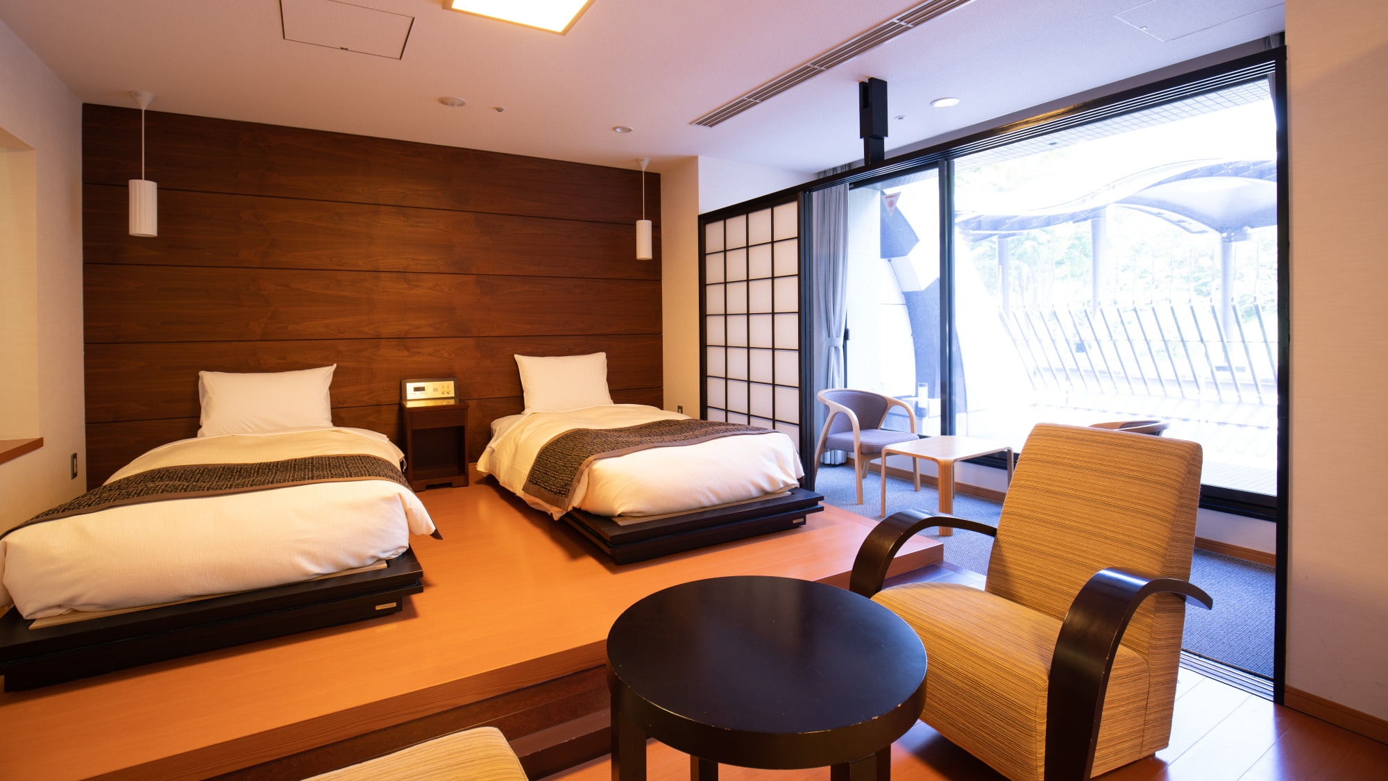 Japanese and Western family room 50 square meters (Hakone side)