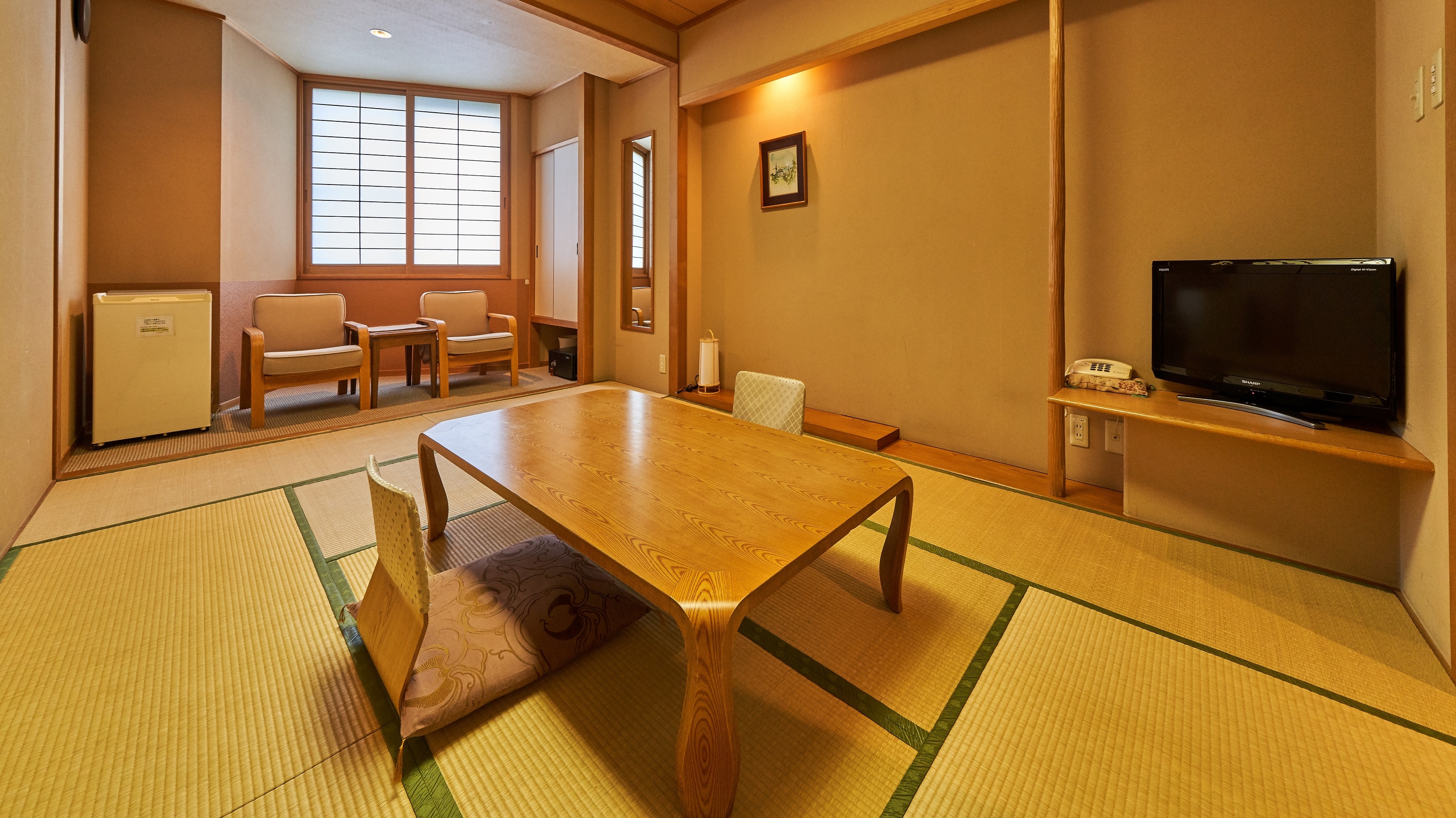 [Non-smoking main building Japanese-style room 10 tatami mats]