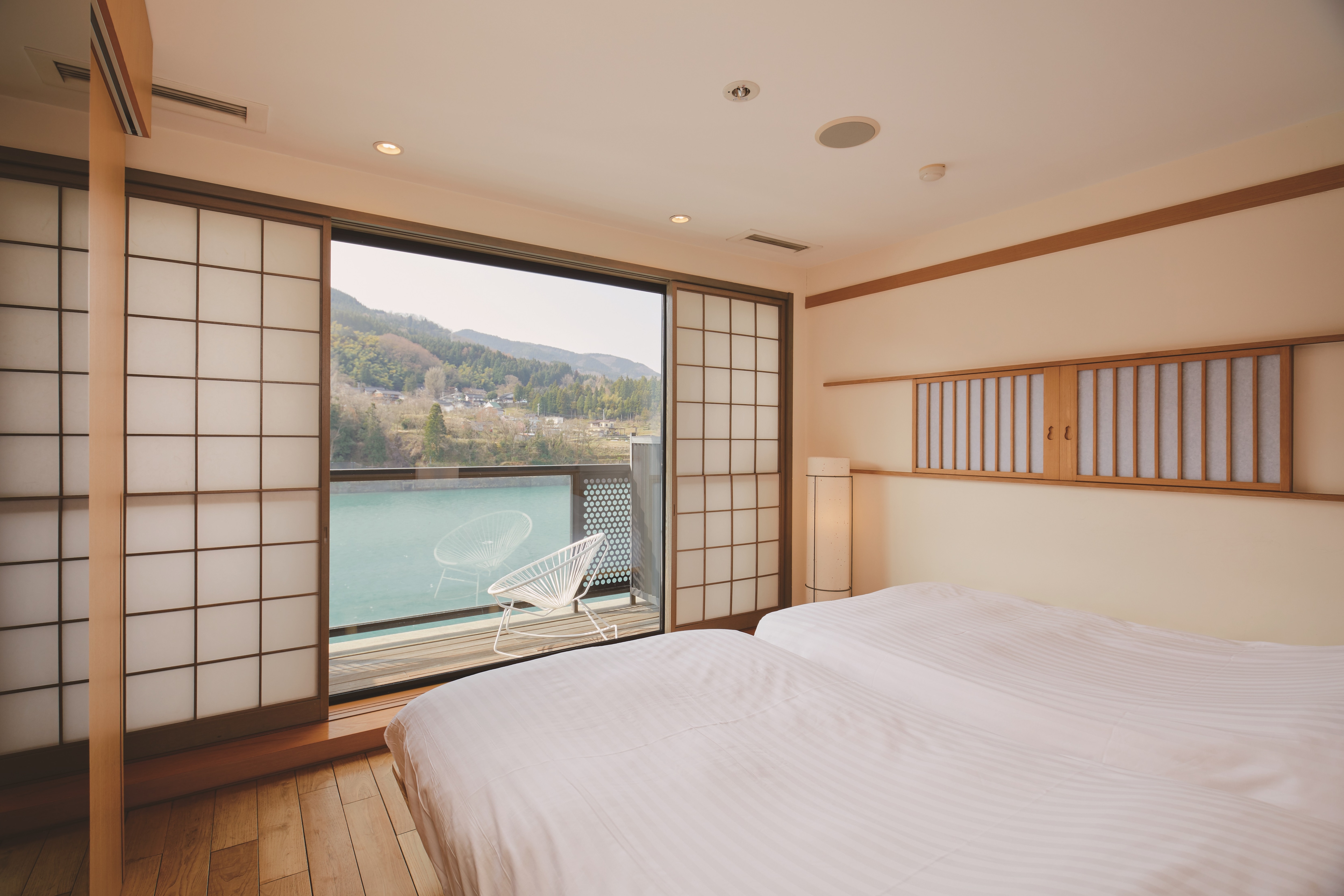 Main building Deluxe Room 306 (Kuri)