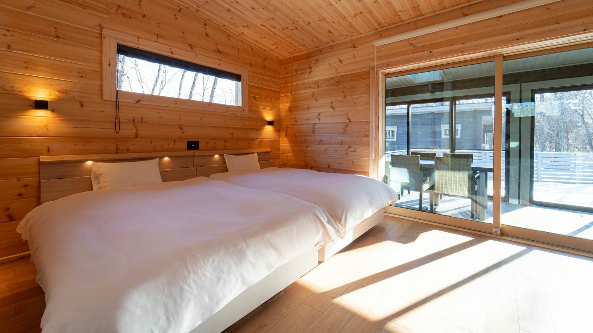 [Hot spring & projector & bonfire] Garden sun terrace [Capacity 4 people]