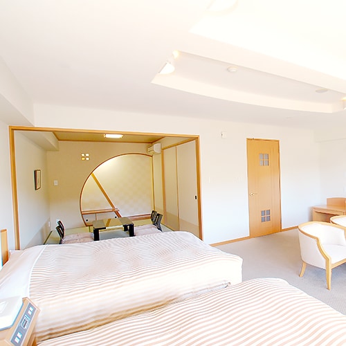 Japanese-Western style room, double bed x 2, 6 tatami mat Japanese-style room, Wi-Fi available
