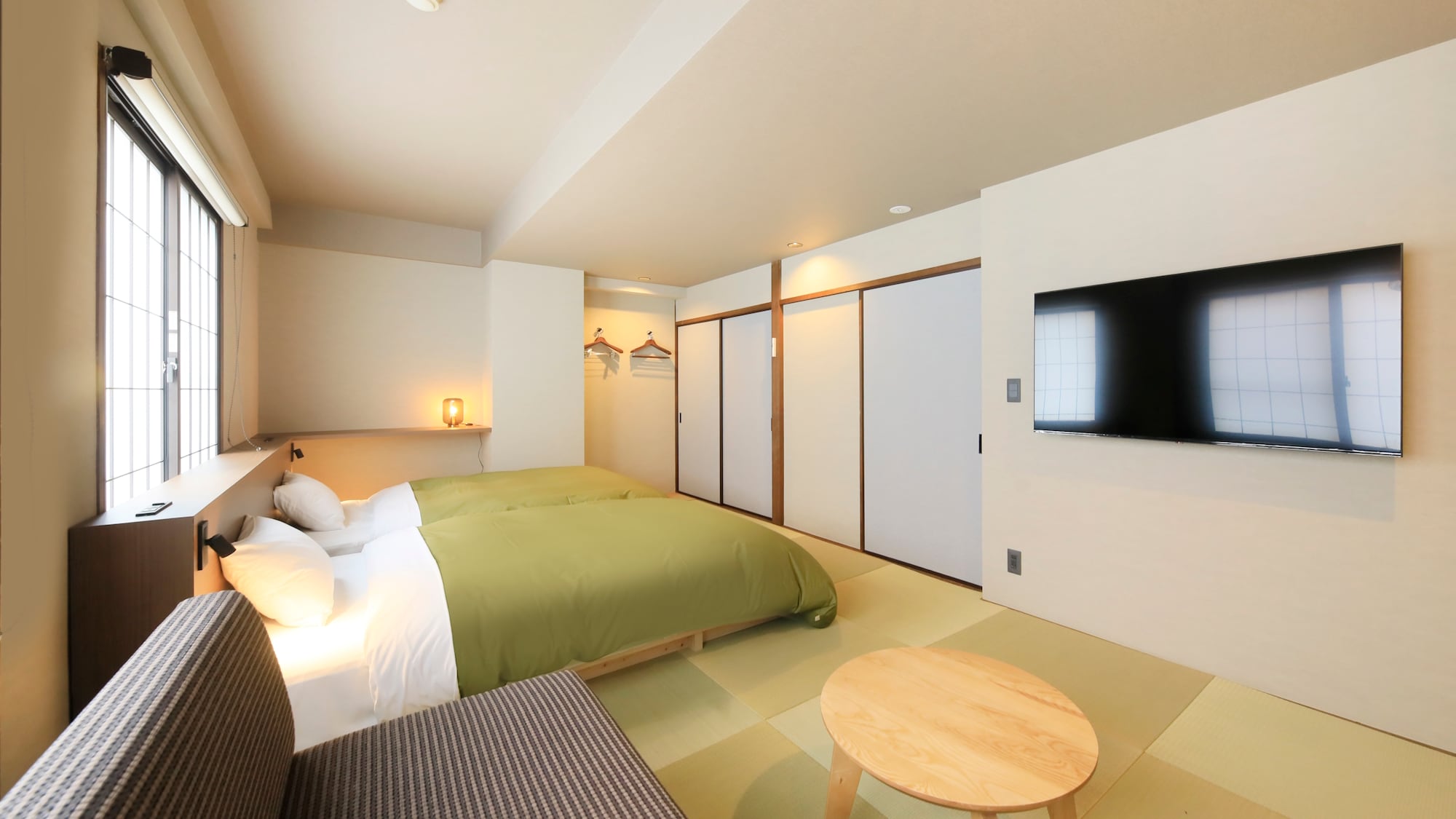[Japanese-style twin room] Up to 3 people can stay (example)