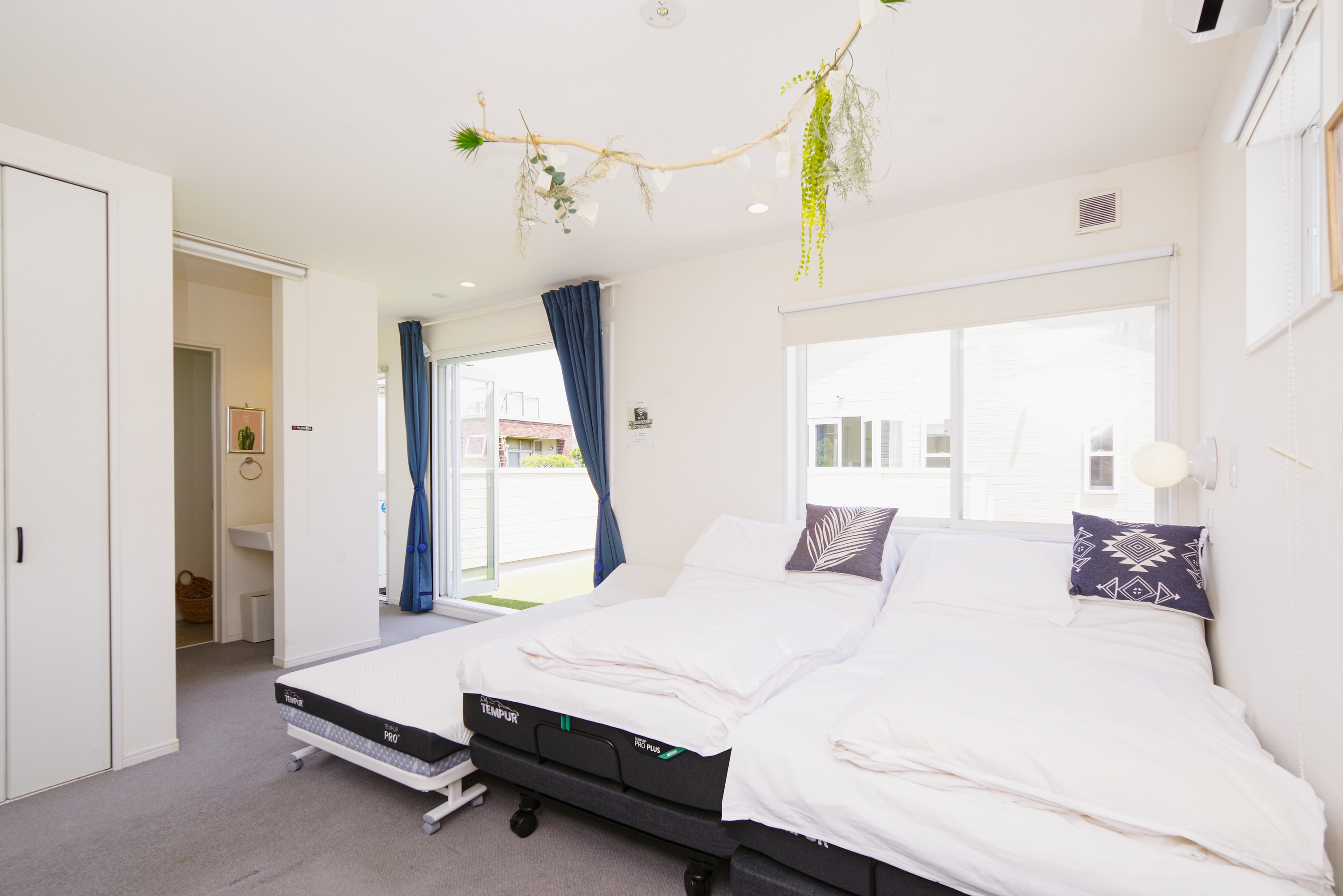HINOKI (Cypress Room)
