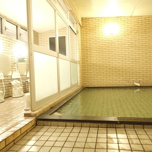 Kamar mandi pria besar Harumoto