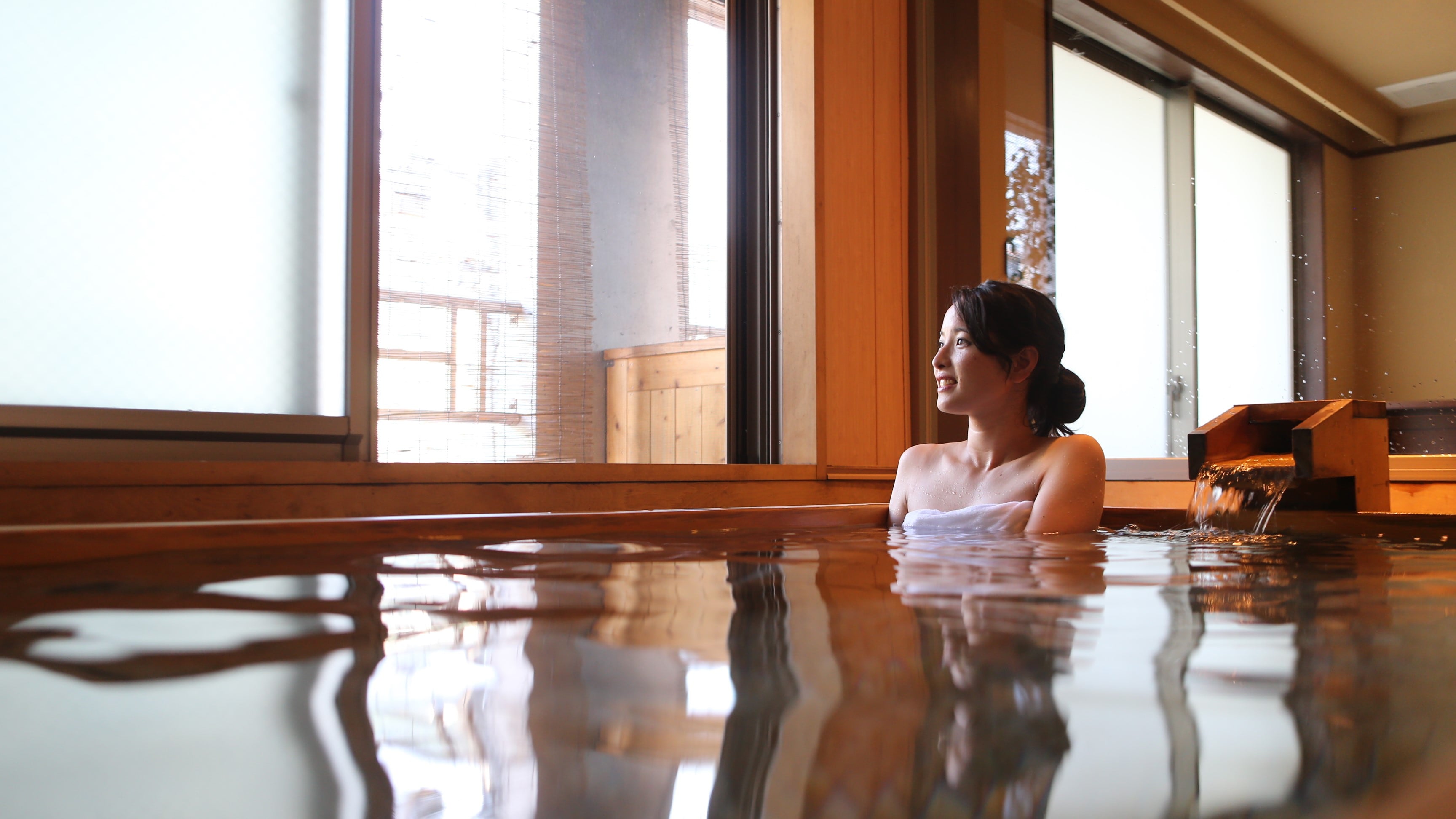 "Wa no Yu" is a tatami mat. For 2 to 4 people and small children.