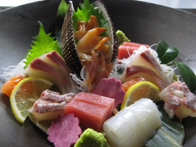 구조는 츠키지에서, 사가미 만의 행운