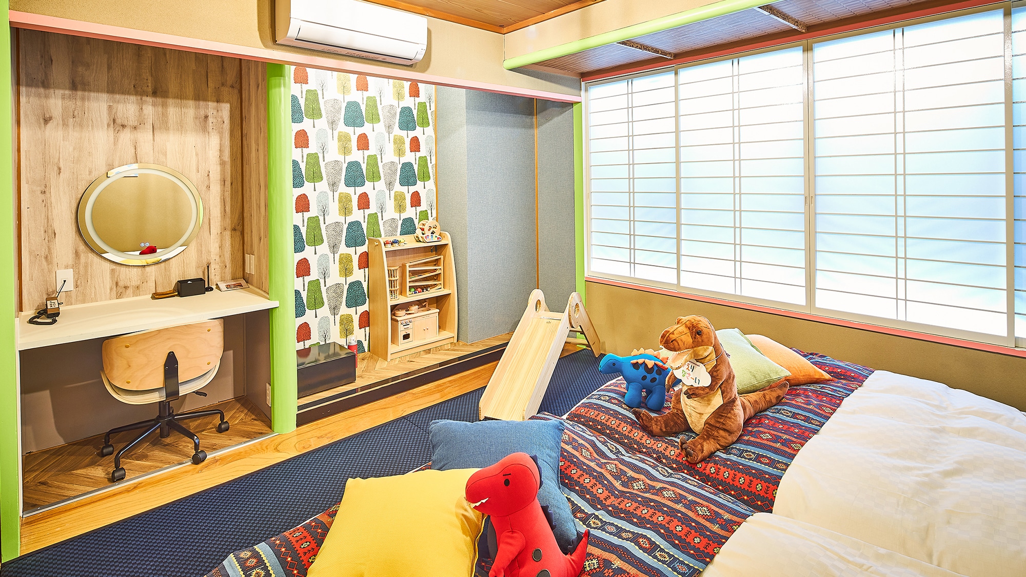 [Annex] Japanese-Western style casual room 4 - indoor play equipment included