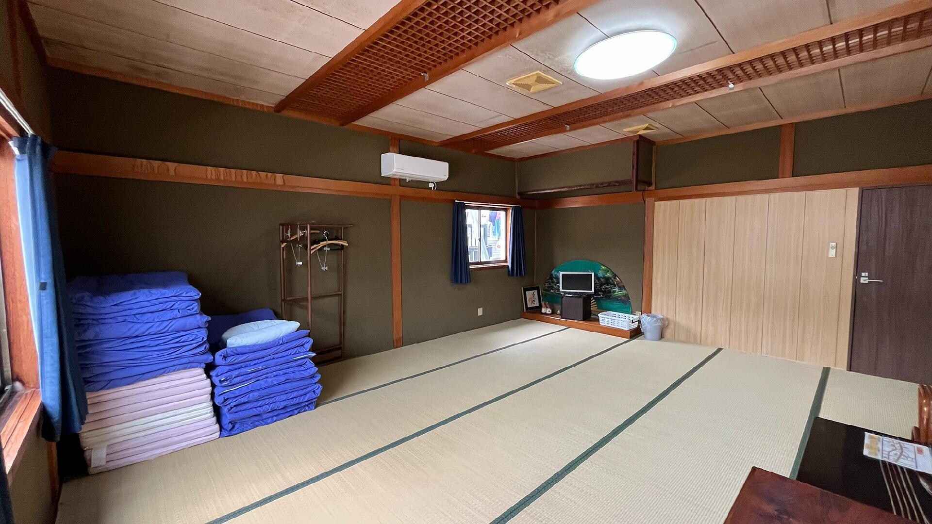 15 tatami mats (Room A)