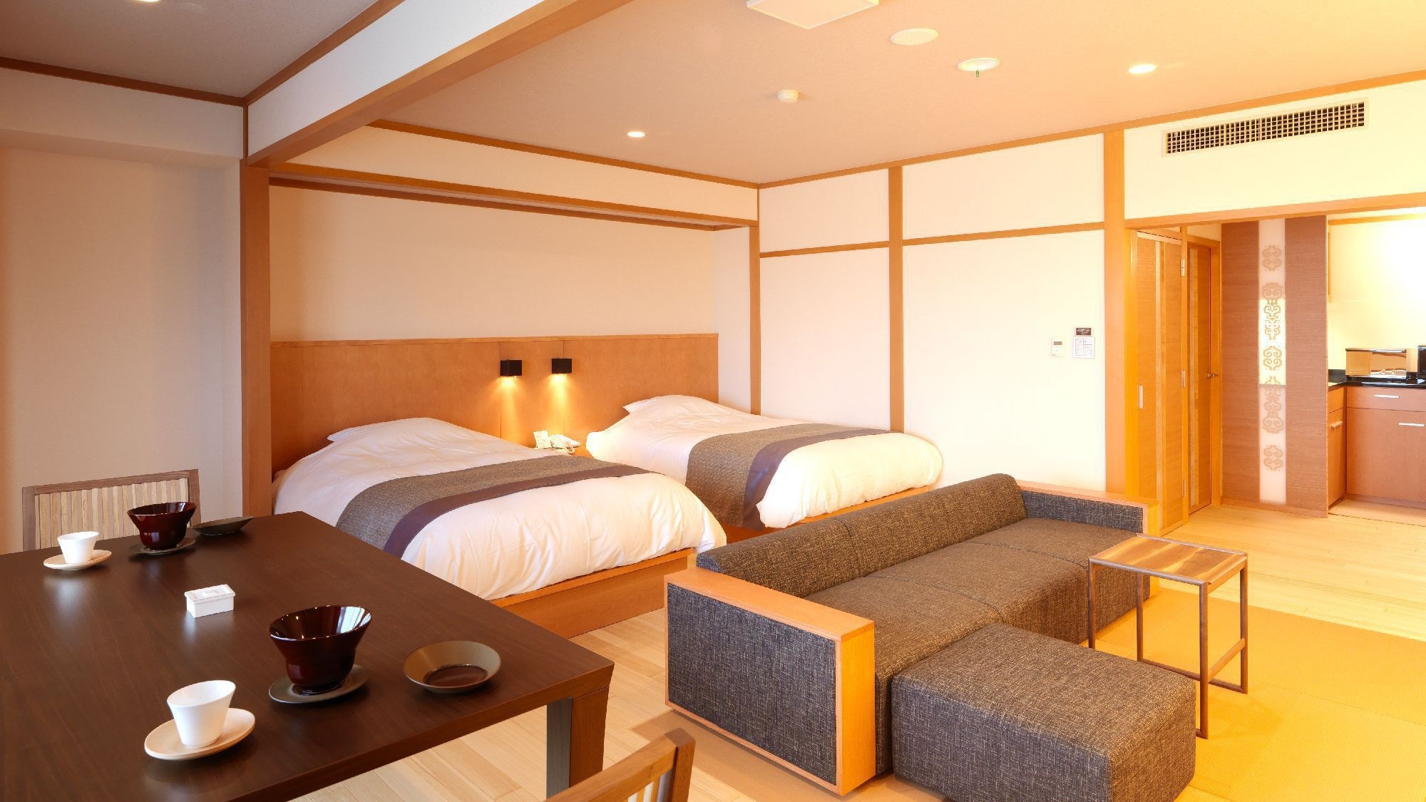[Tower Building] Yunoza Stay Japanese and Western Room (Example) / Located on the upper floors of the Tower Building, you can enjoy the magnificent scenery of Abashiri.