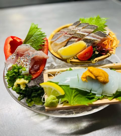 Assortment of three kinds of sashimi