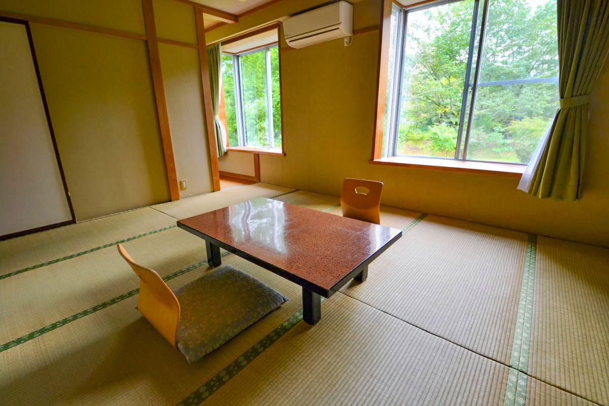 本館日式房間10篇（附廁所、洗臉盆）