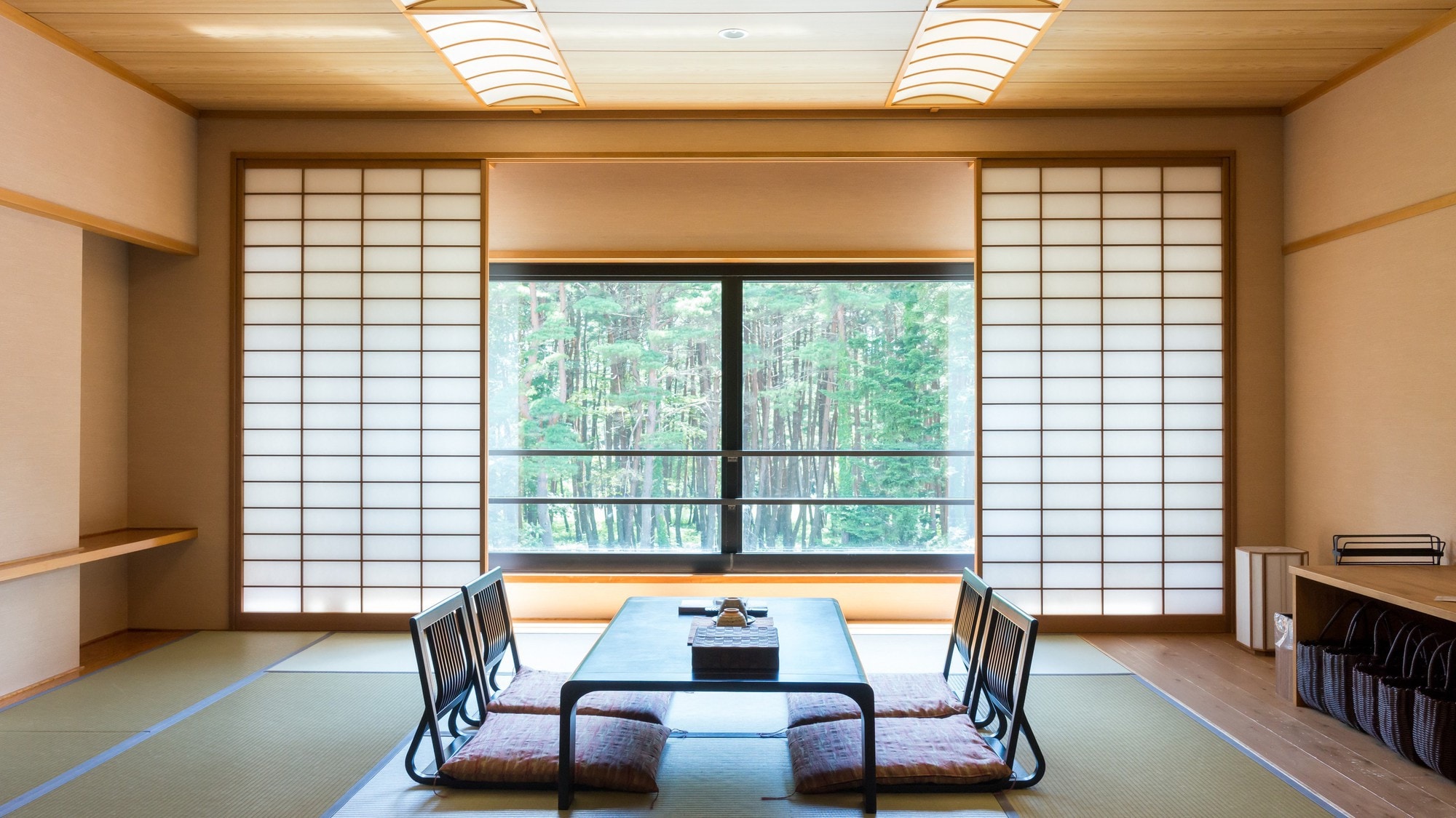 Standard Japanese and Western room