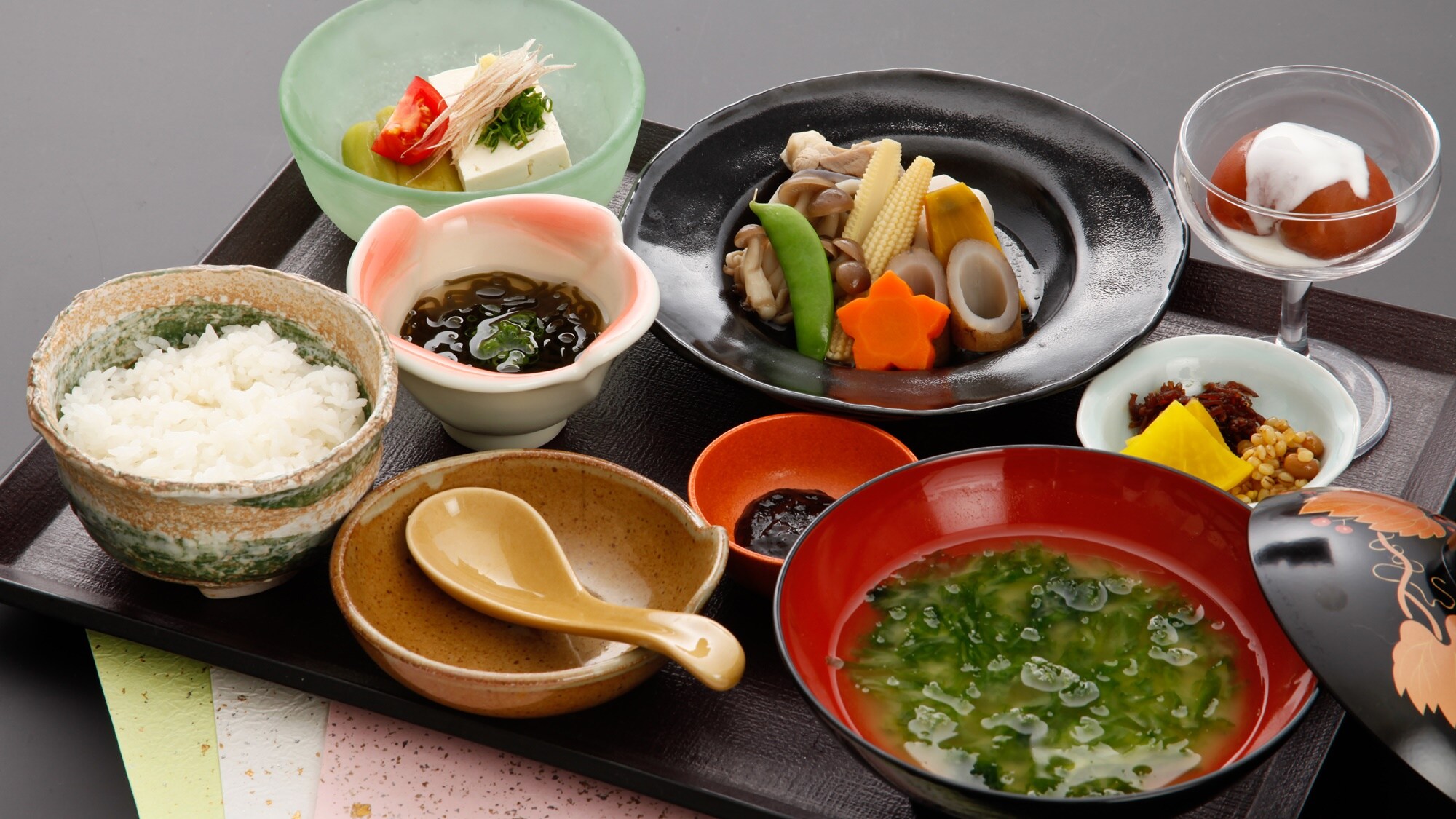 [Dinner example] We will prepare meals using locally produced ingredients such as rice, miso, and seaweed.