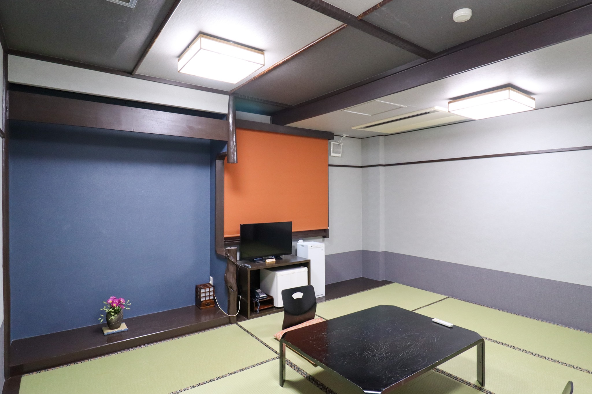 Example of a modern Japanese room (N) - 117
