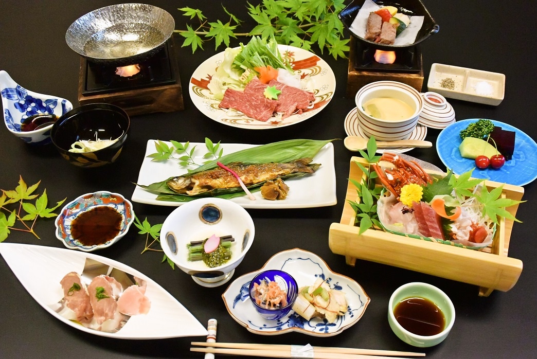 Makanan Utuh Akita