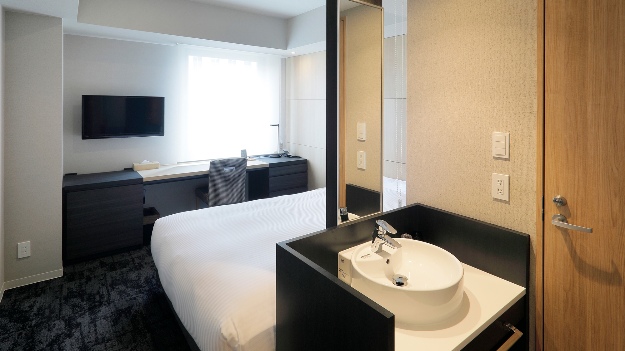 ห้องพักทุกห้องมีที่ชาร์จมือถือและเครื่องฟอกอากาศ ห้องเดี่ยว