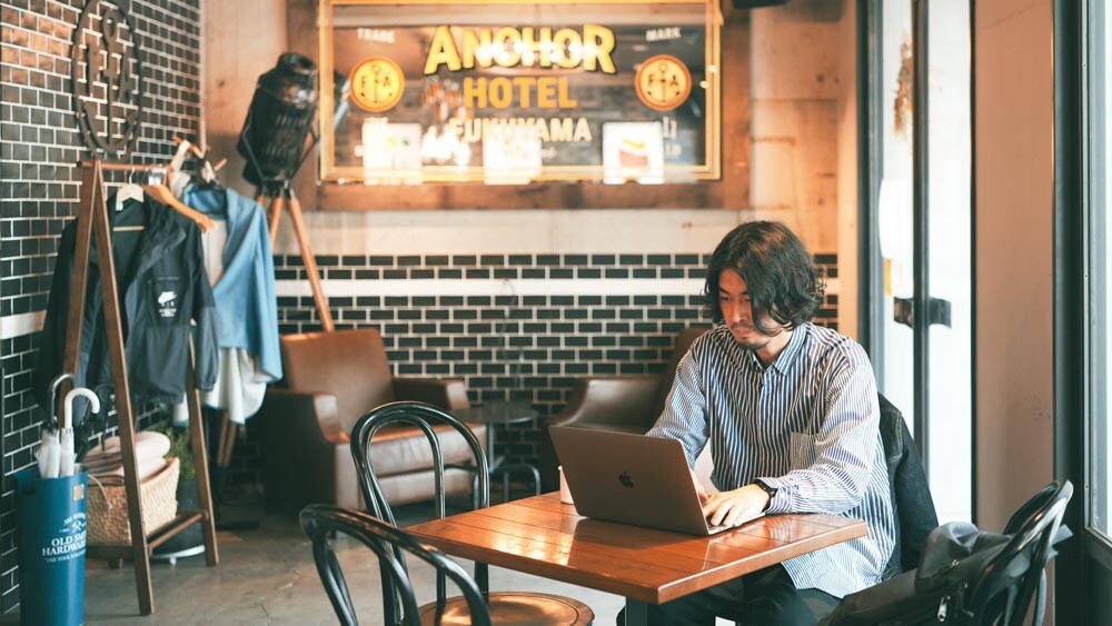 The cafe scene