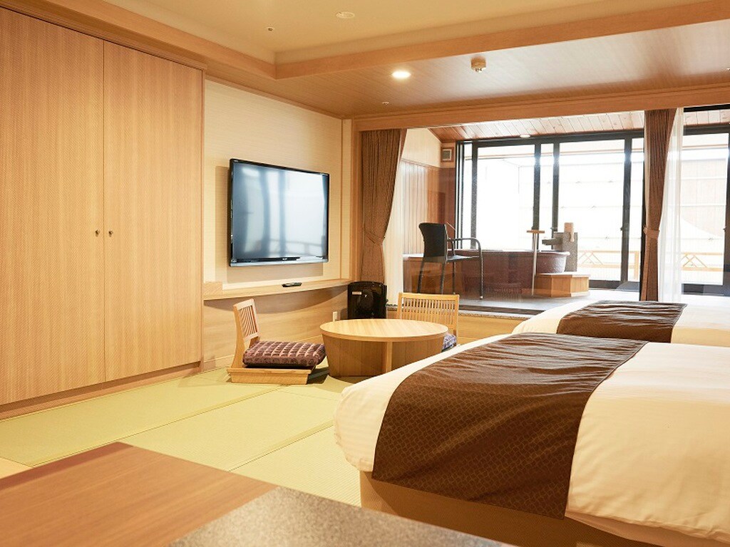 [Sansuitei] Example of a Japanese-Western room
