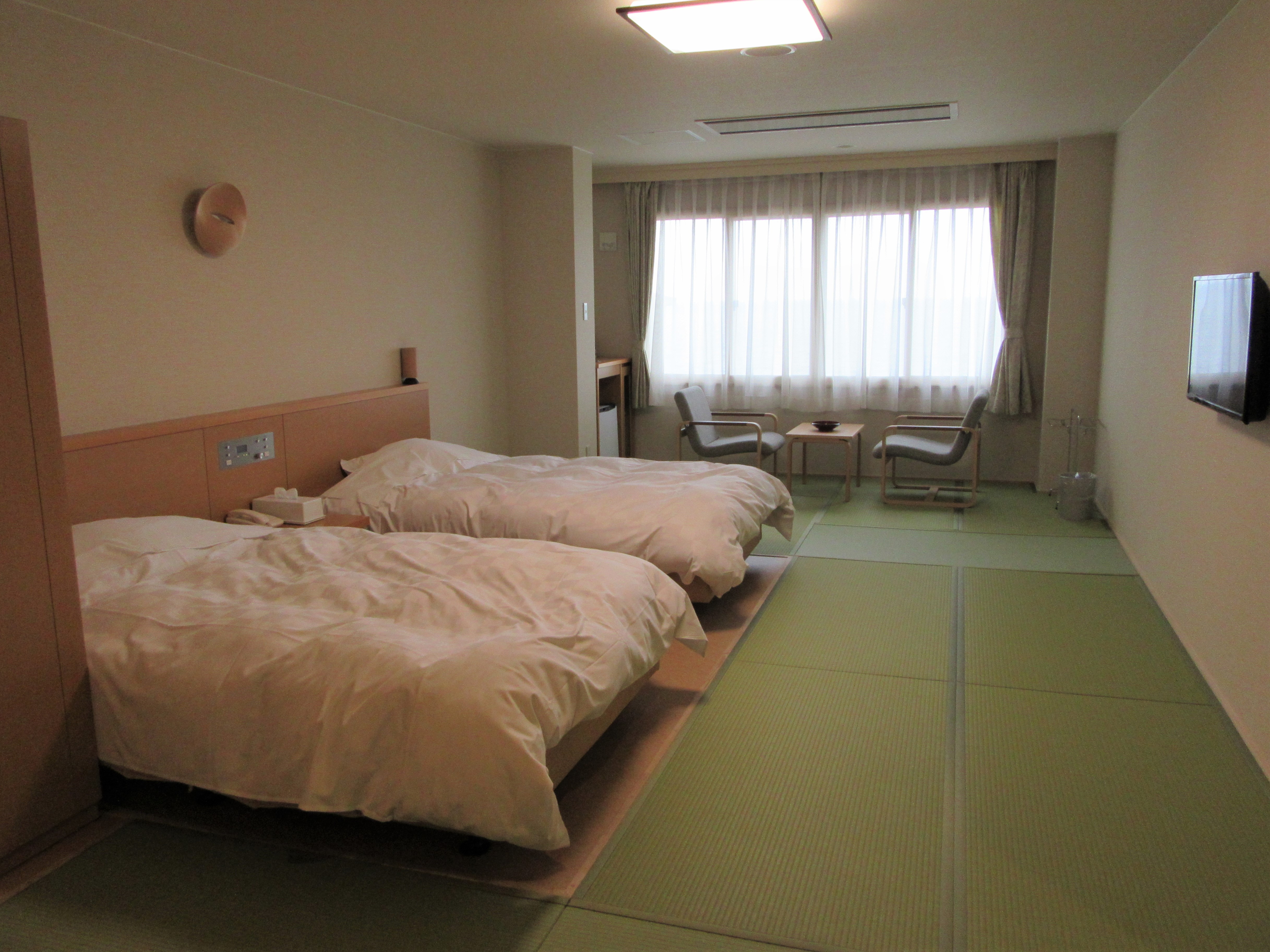Non-smoking modern Japanese-style room