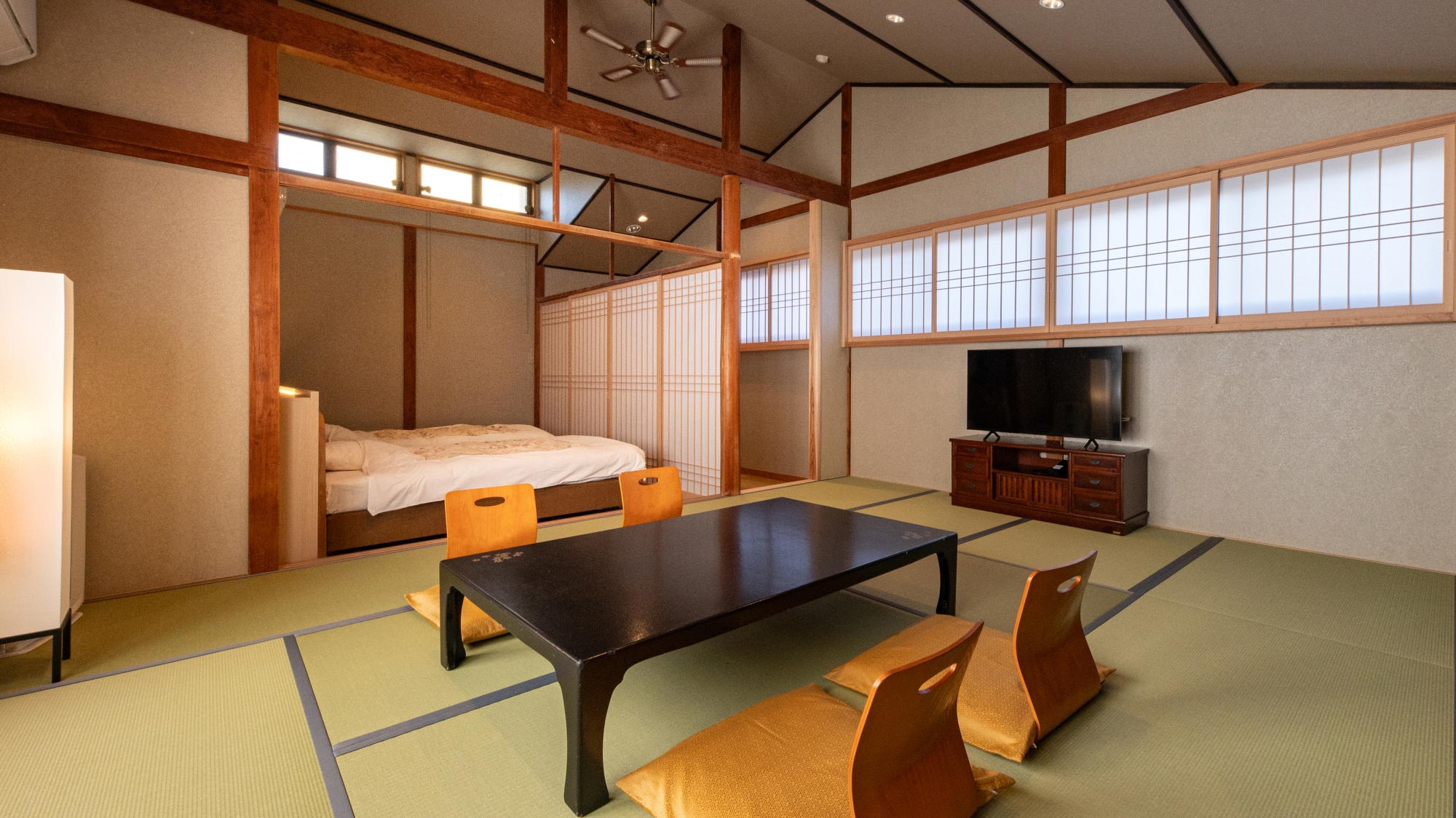 Japanese-Western style room