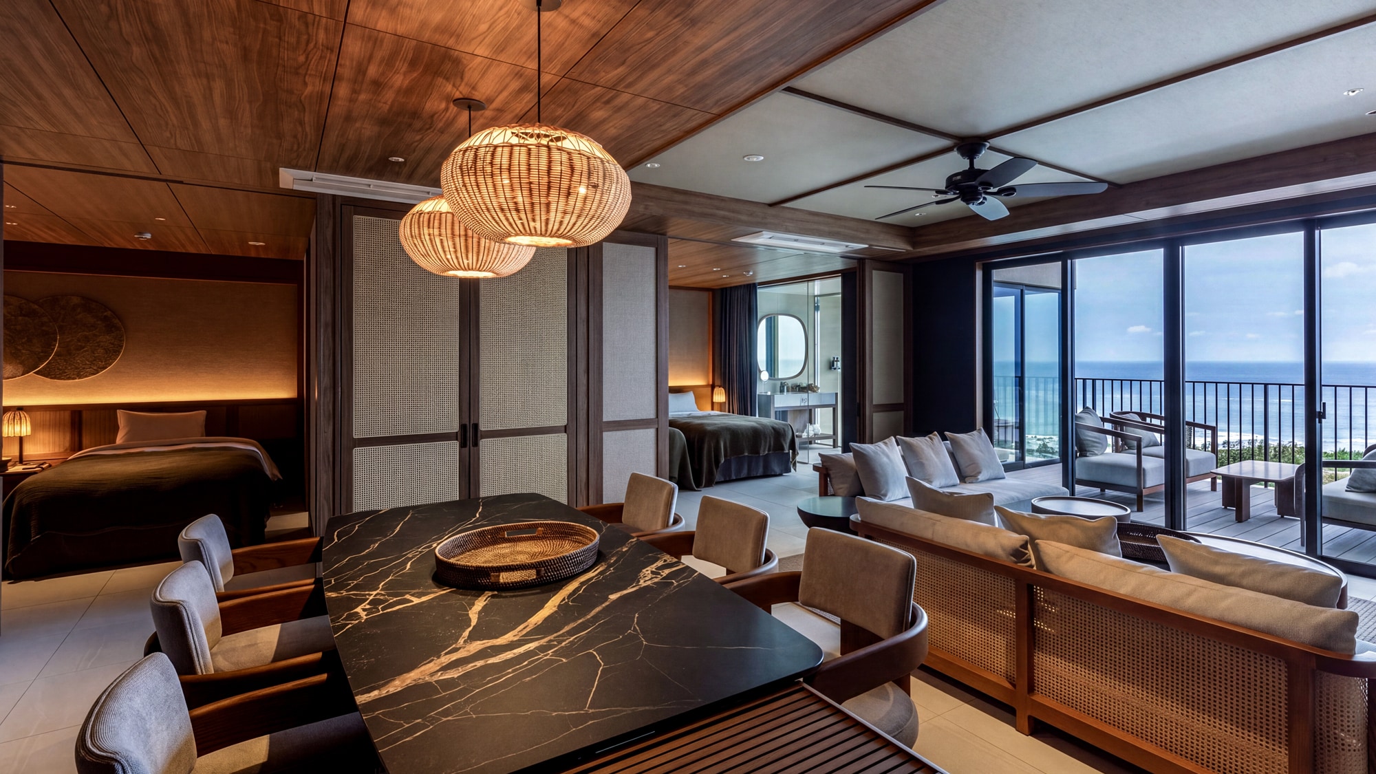 Corner Deluxe Suite