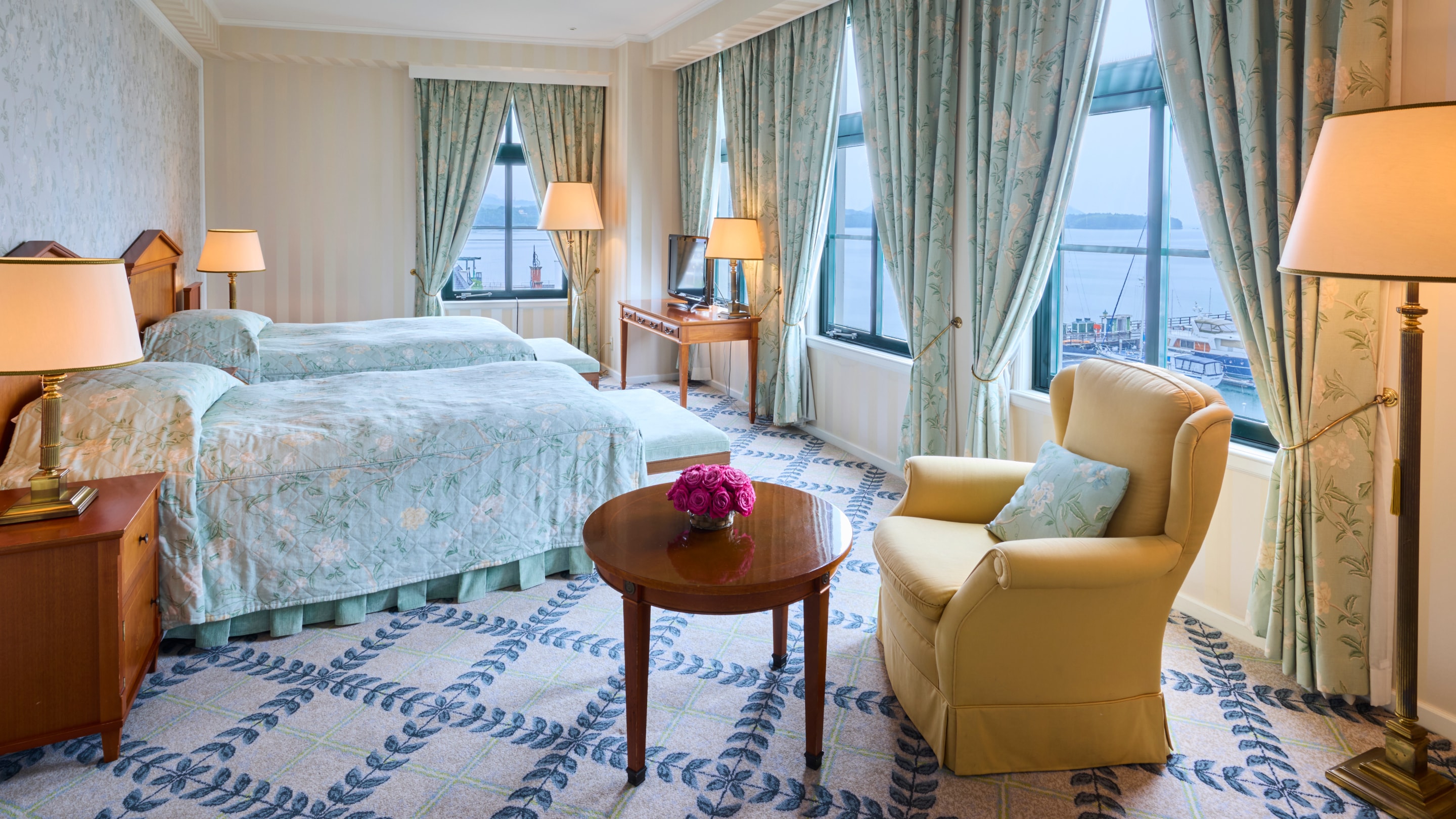 [Guest room example] Suite room