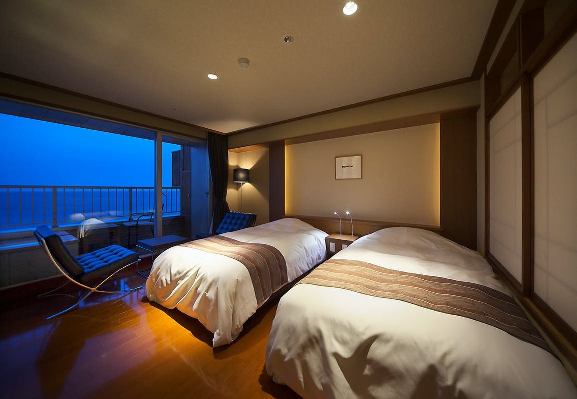 Guest room M type with open-air bath