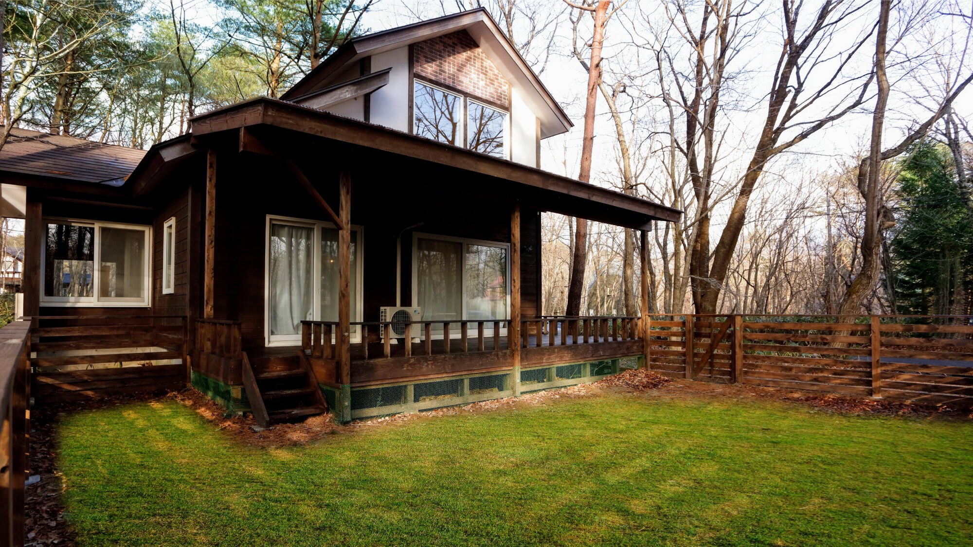 [Rental Cottage Type G] Exterior (private dog run and hot springs available)