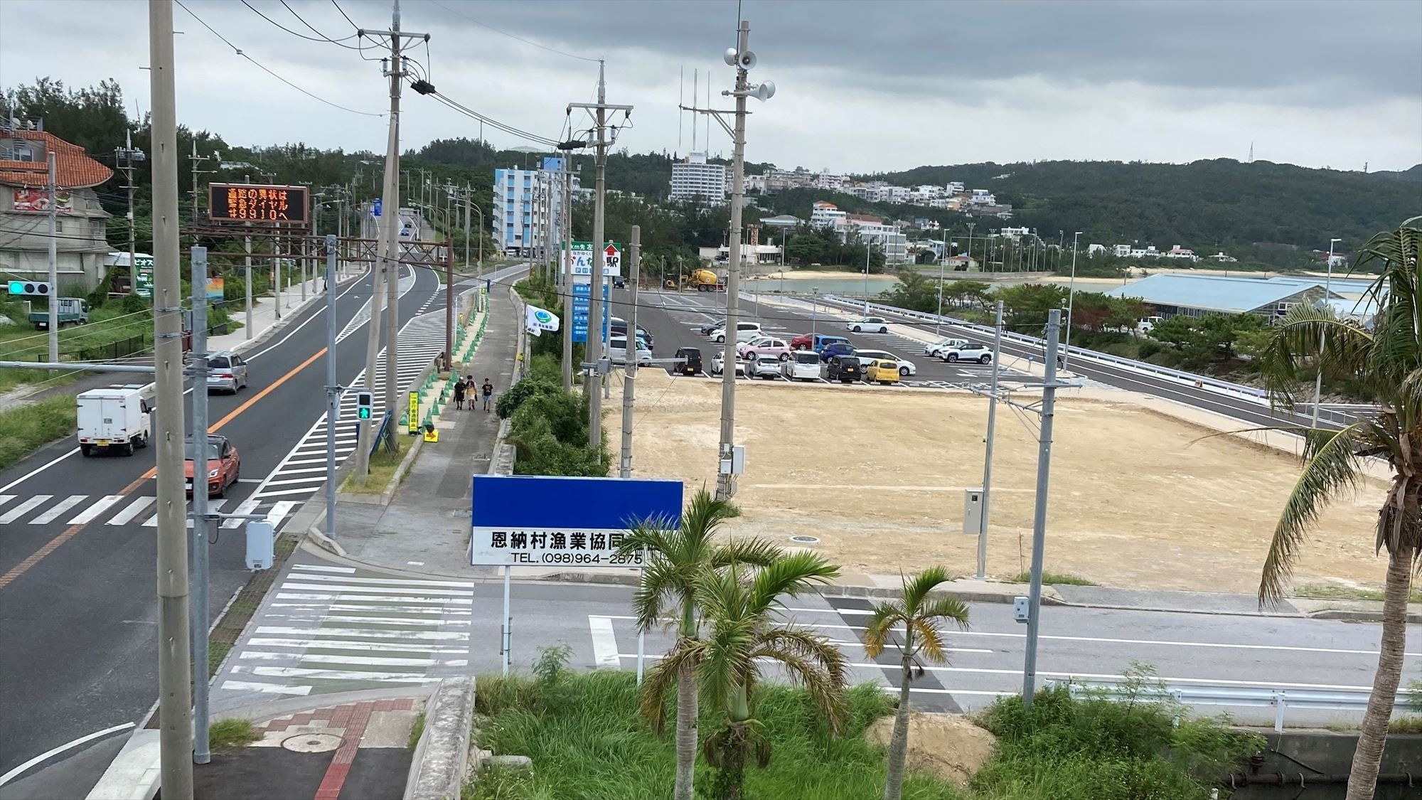 [Hotel Parking] To ensure safety within the port, parking lots are designated, so please park in the designated areas.