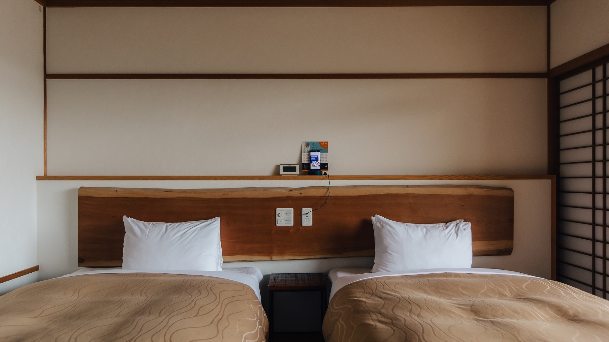 [New building] 2nd floor Japanese-style twin room / 25 square meters / Non-smoking