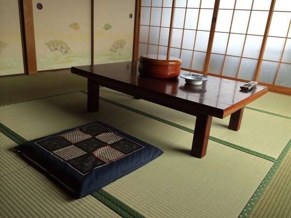 Japanese-style room
