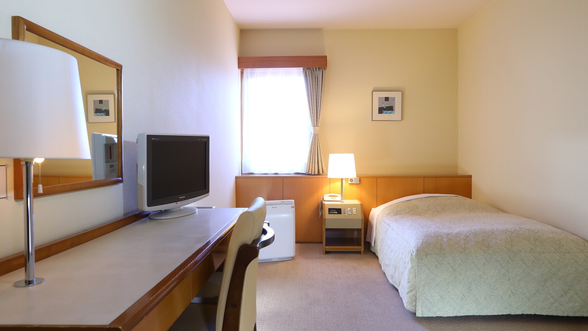 ◇Single Room: Enjoy a relaxing stay in a simple and quiet room.