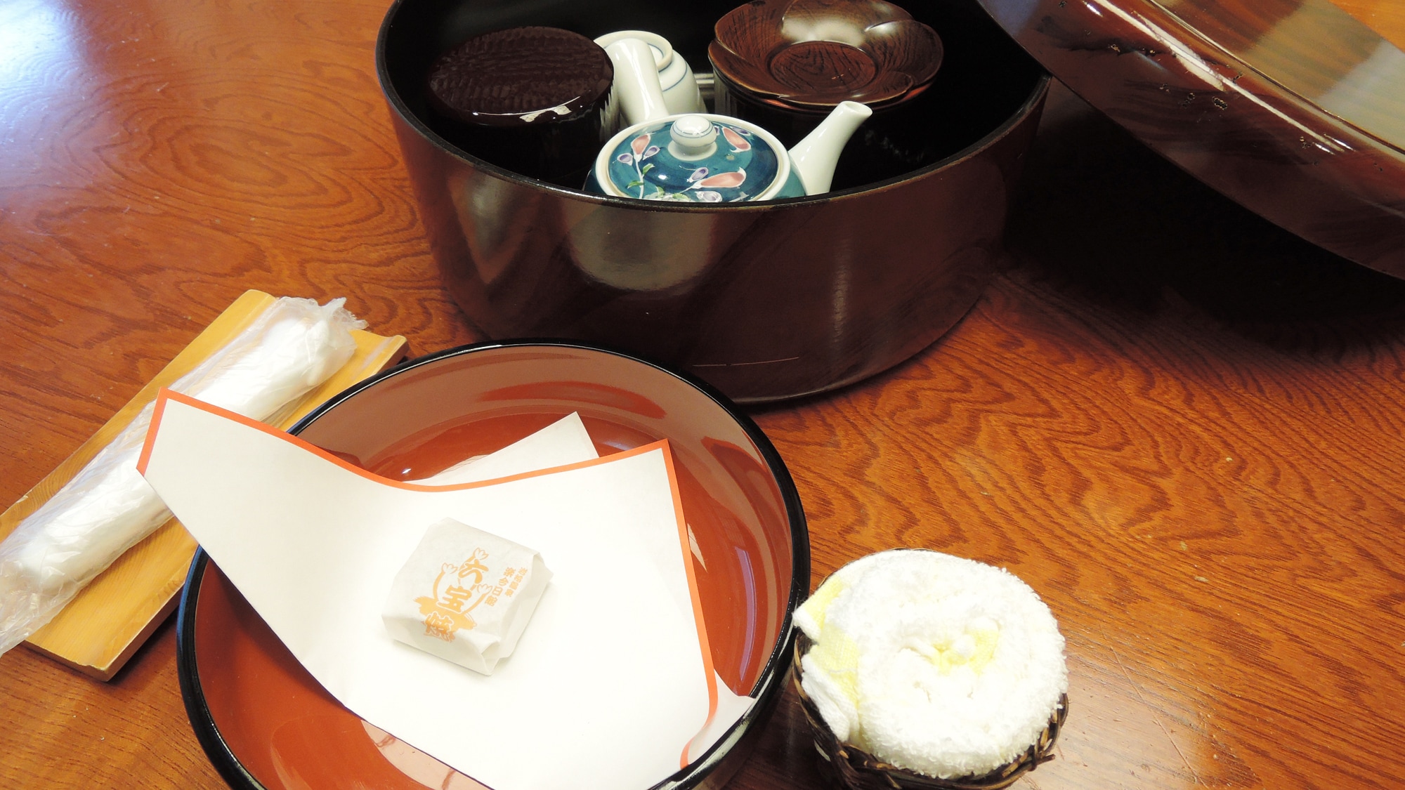 *When you arrive at your room, take a break with some tea.