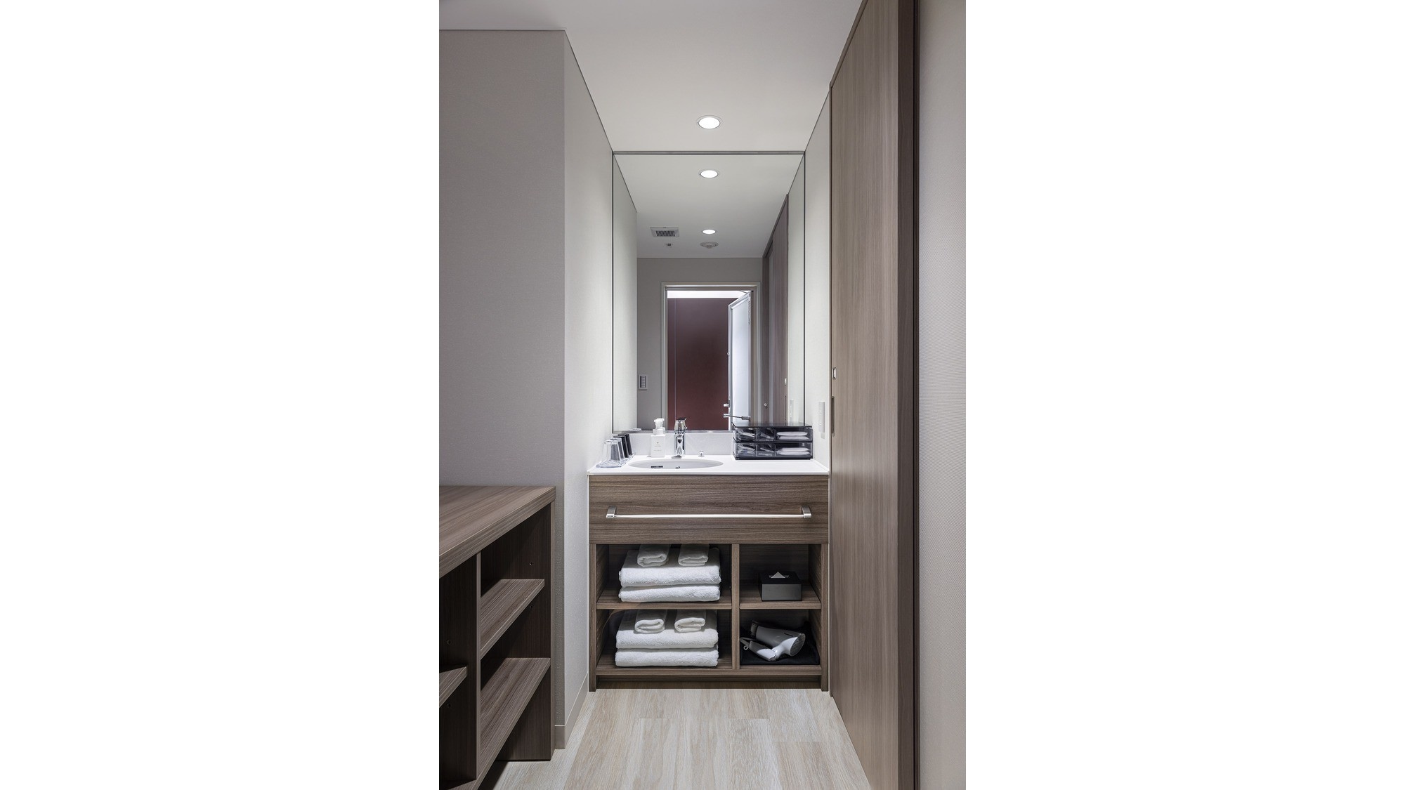 Wash basin