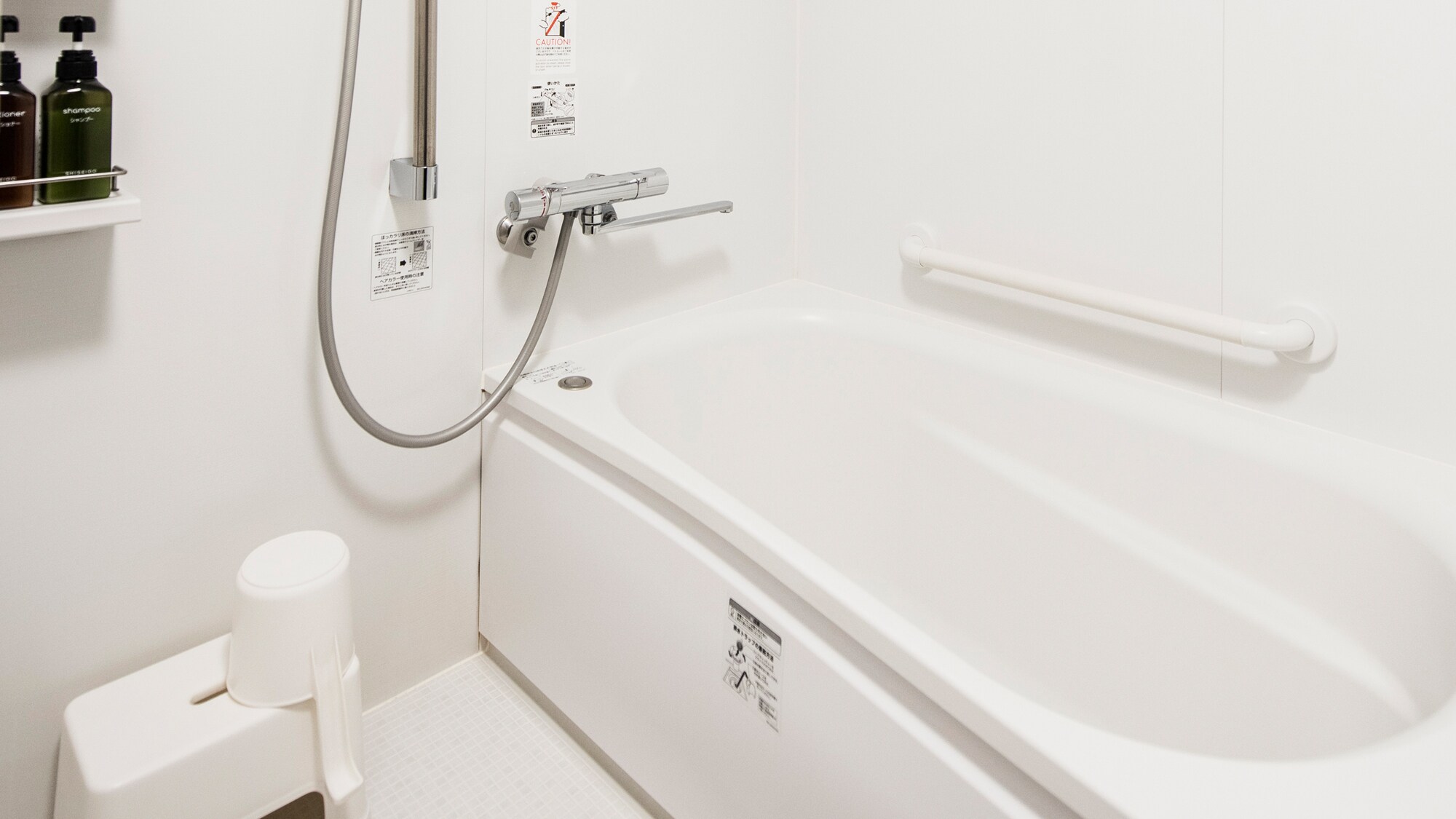 [Guest room] Superior twin room / bathroom