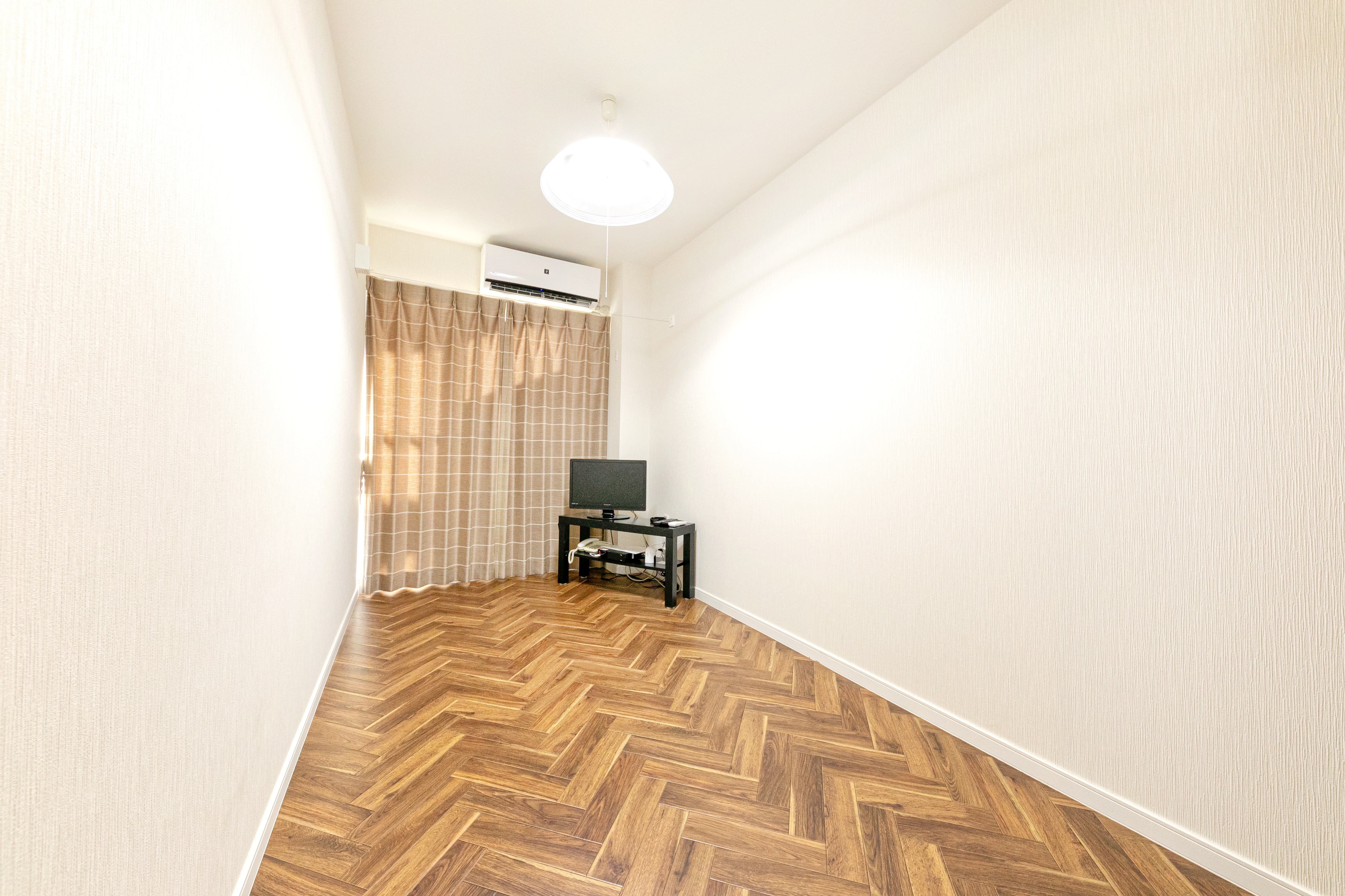 Western-style room on the 2nd floor