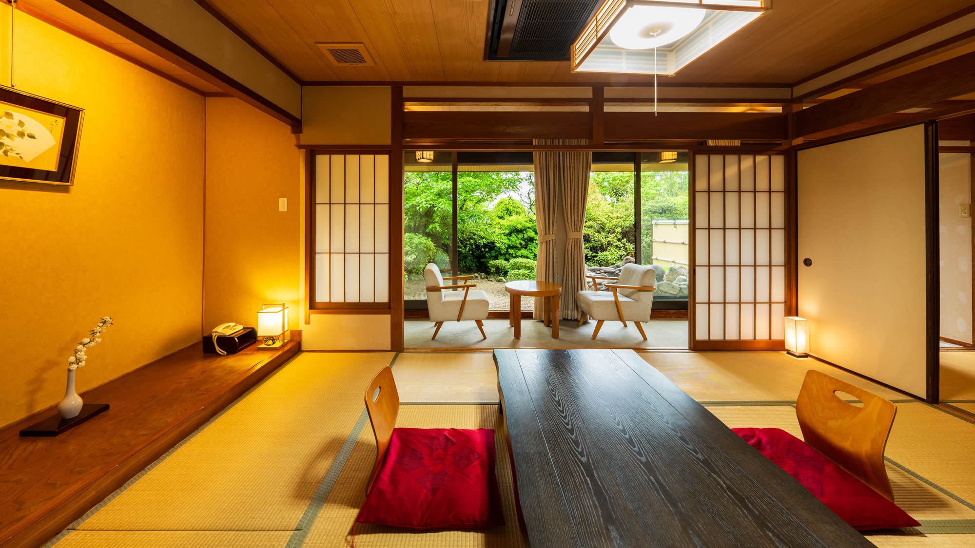 [10 tatami Japanese-style room with open-air bath]